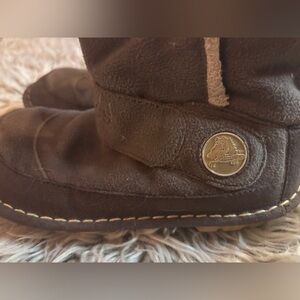 🤎 CROCS 🤎 Kids Rugged Boots – Size J1